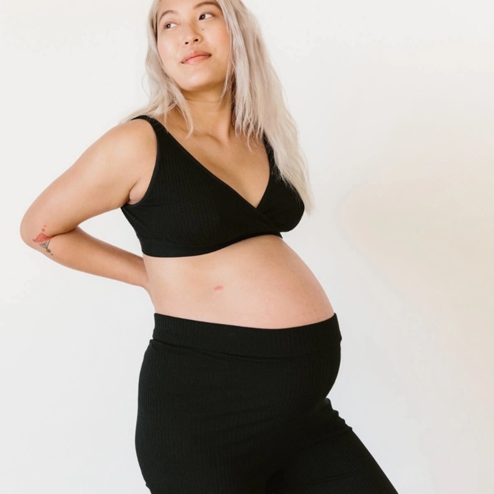 Black Storq cozy rib nursing & sleep bra size 4 (L)